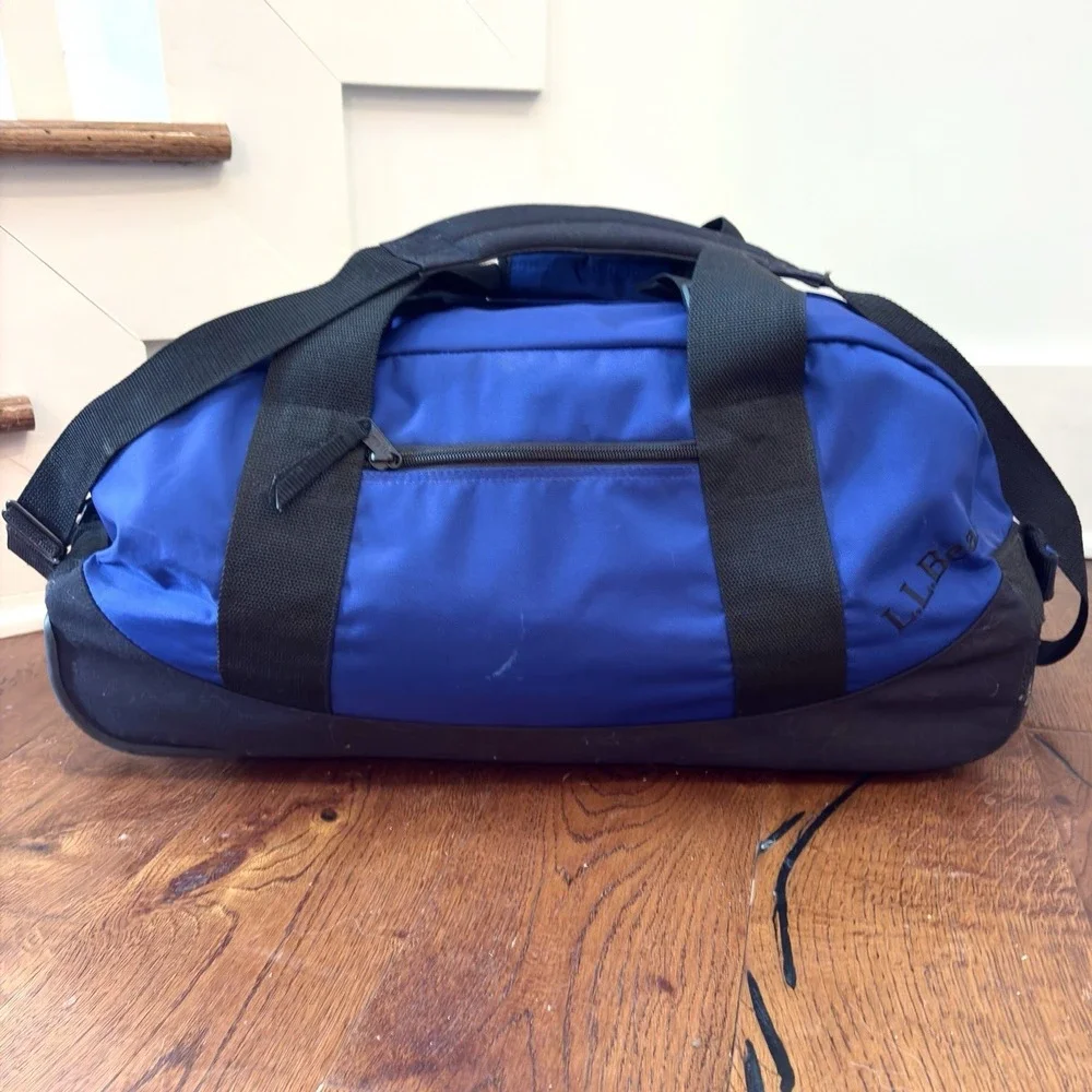 LL Bean 22